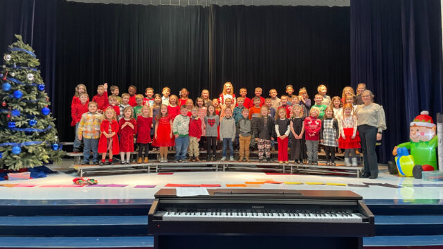 k-2 music christmas concert