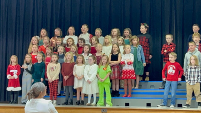 k-2 music christmas concert